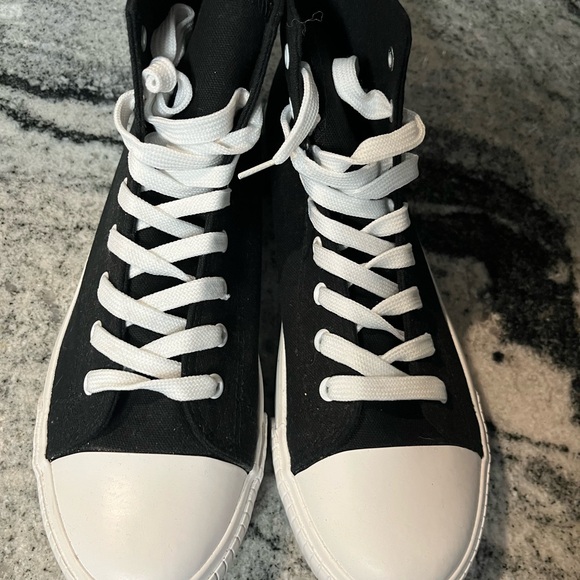 Baltimore Ravens 2021 NFL Men's High Top Canvas SNEAKERS - Picture 1 of 7